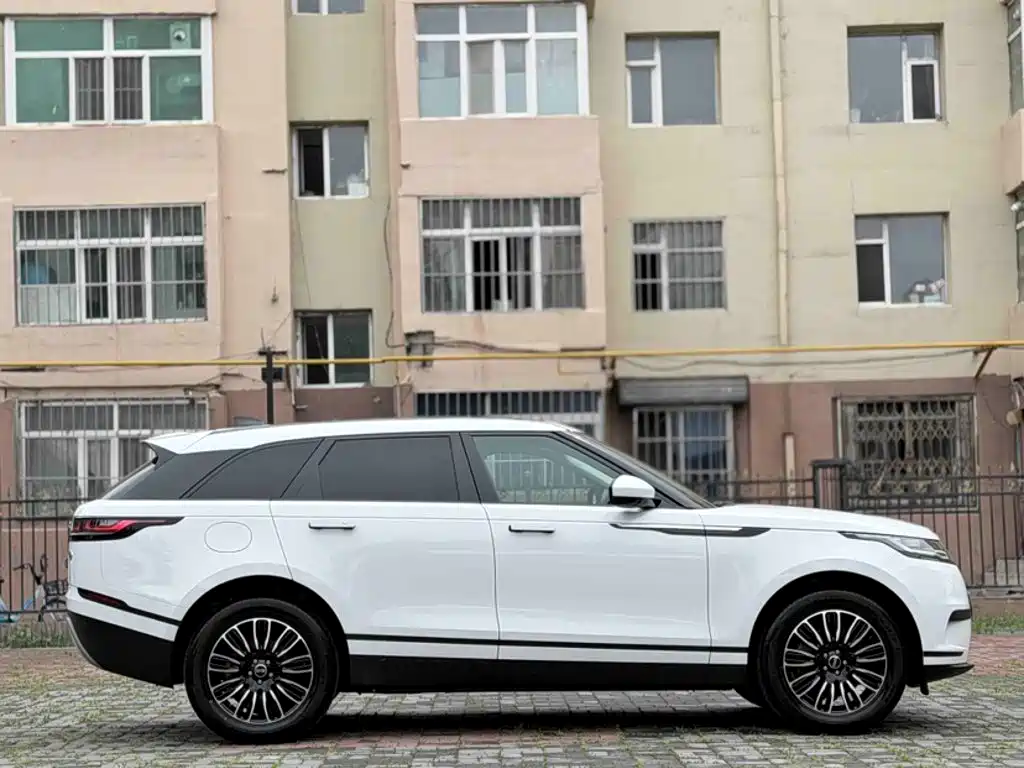 Land Rover Velar — фото 6