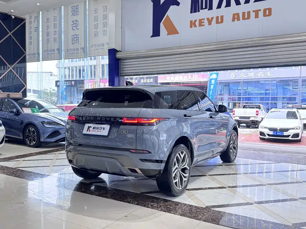 Land Rover Evoque — фото 14
