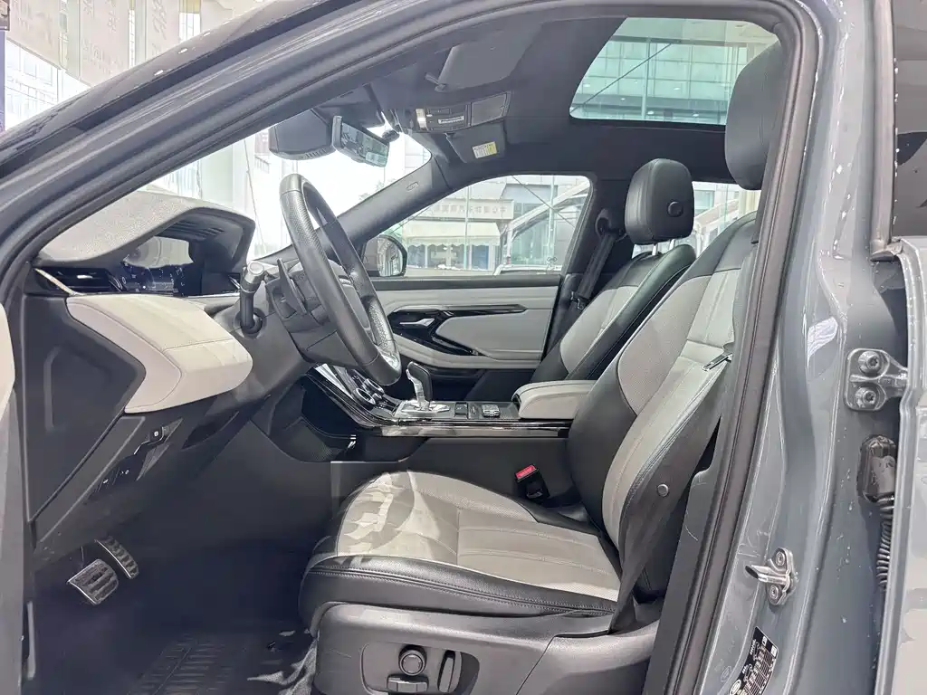 Land Rover Evoque — фото 5