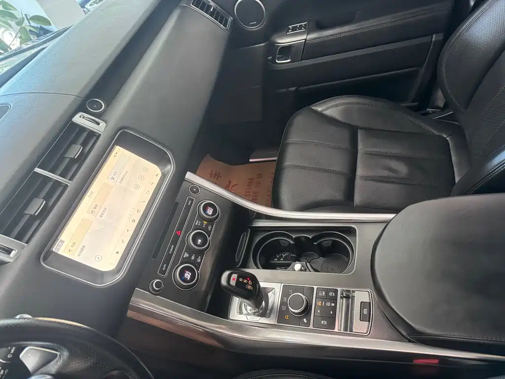 Land Rover Sport — фото 14