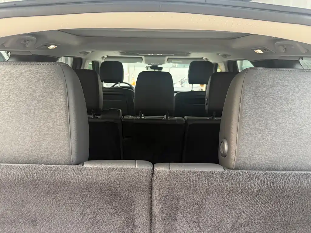 Land Rover Discovery — фото 9