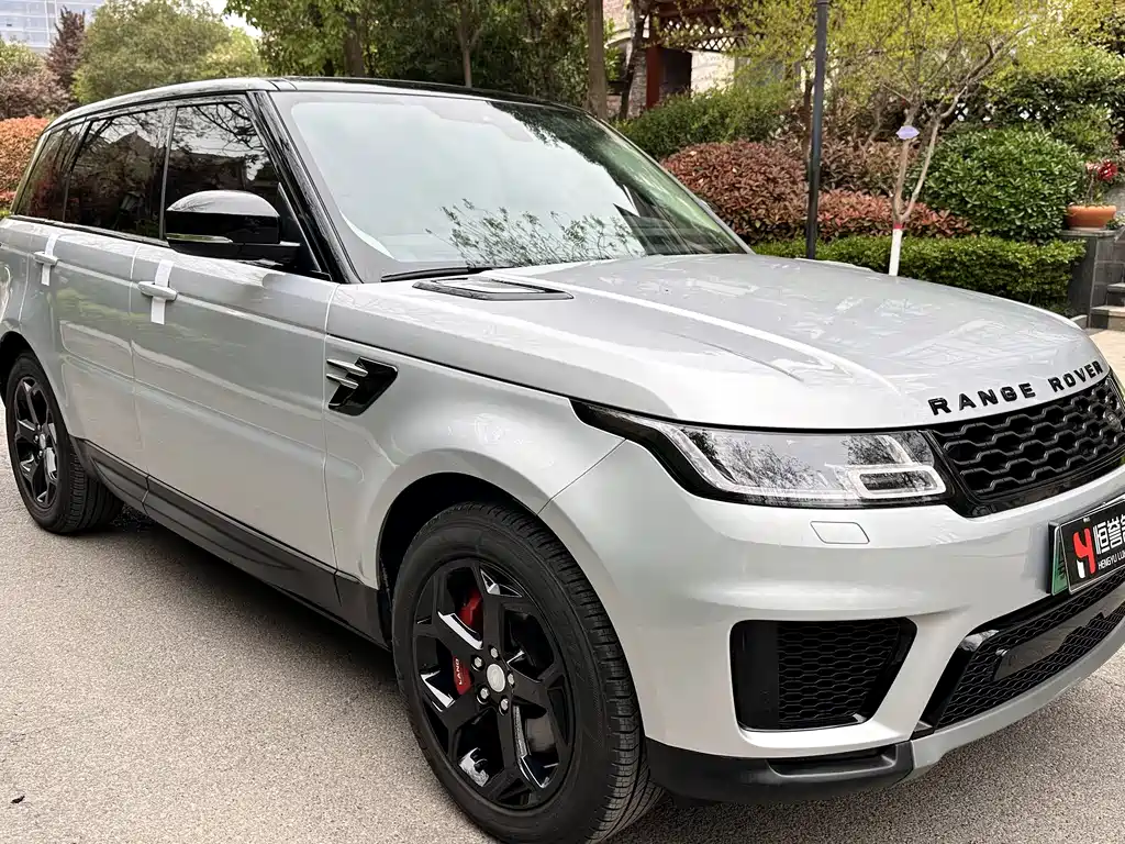 Land Rover Sport PHEV — фото 3
