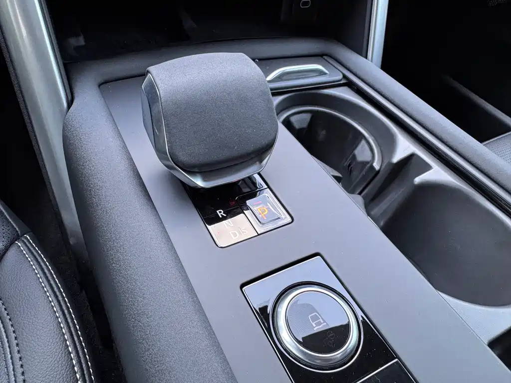 Land Rover Discovery — фото 11