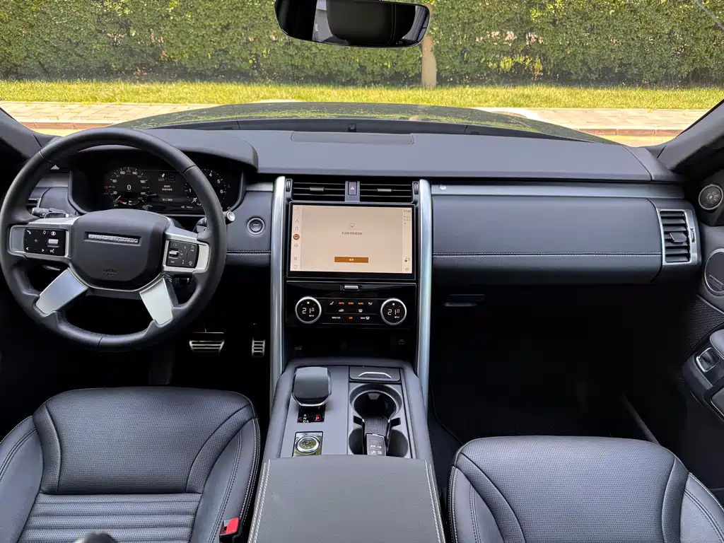 Land Rover Discovery — фото 15