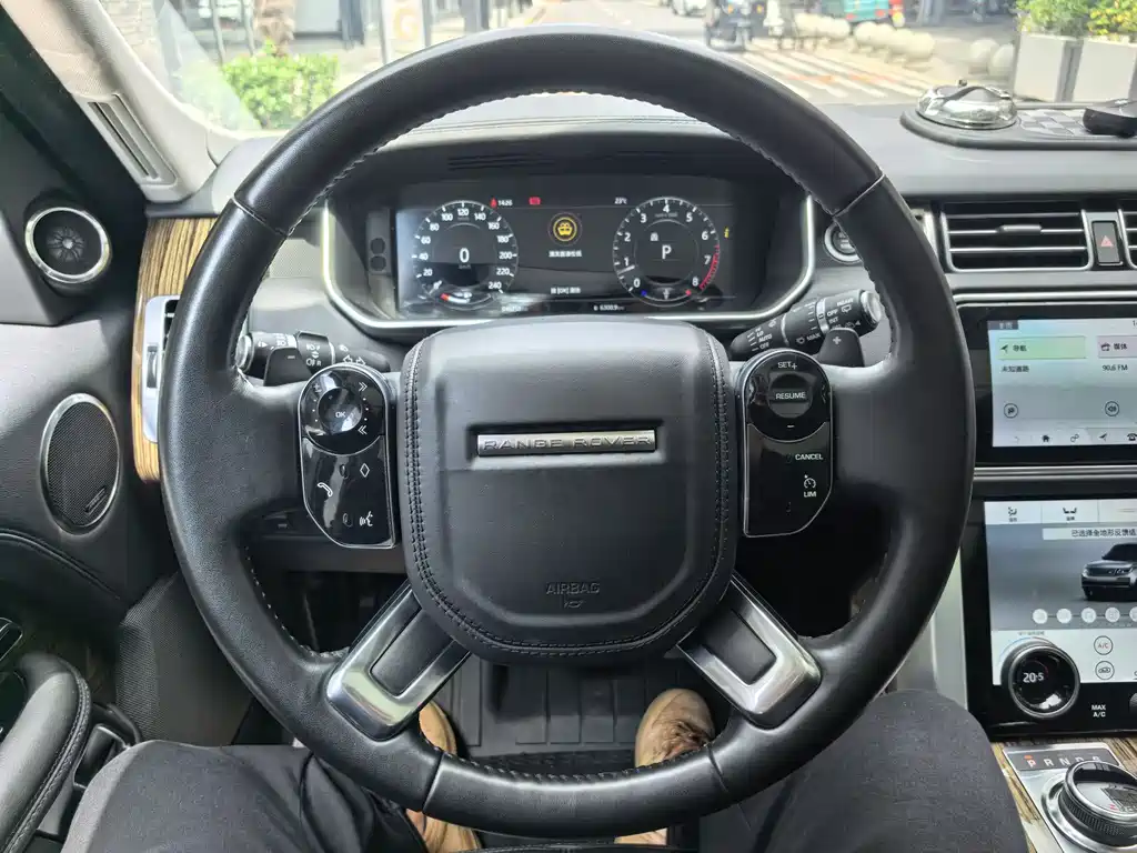 Land Rover Range Rover — фото 11