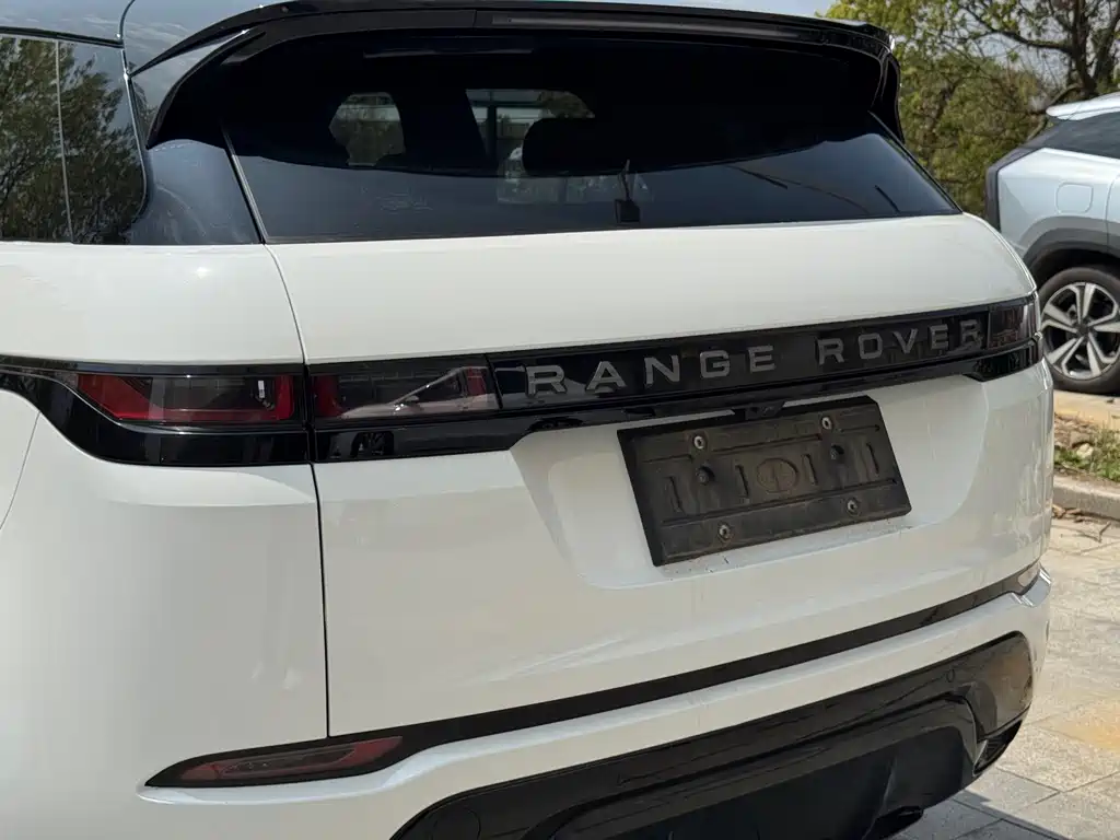 Land Rover Evoque — фото 20
