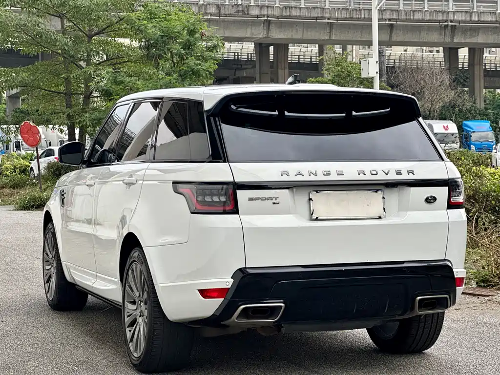 Land Rover Sport — фото 11