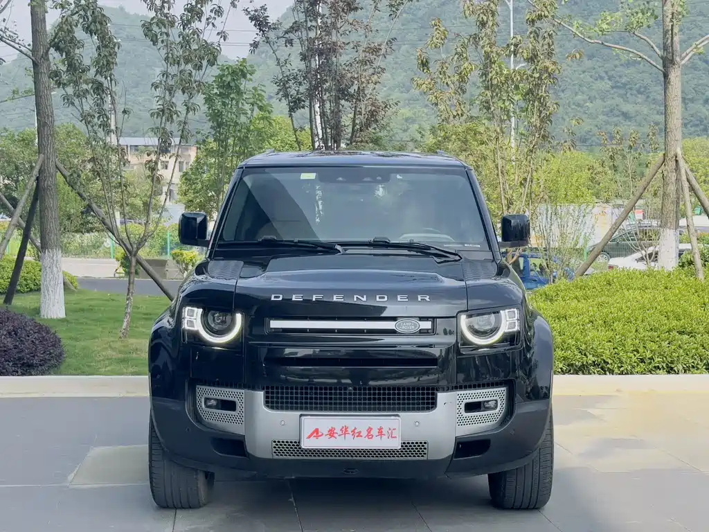 Land Rover Defender — фото 2