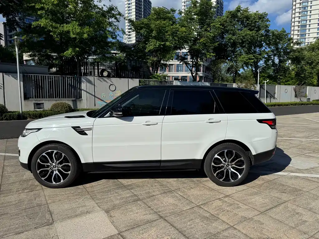 Land Rover Sport — фото 4