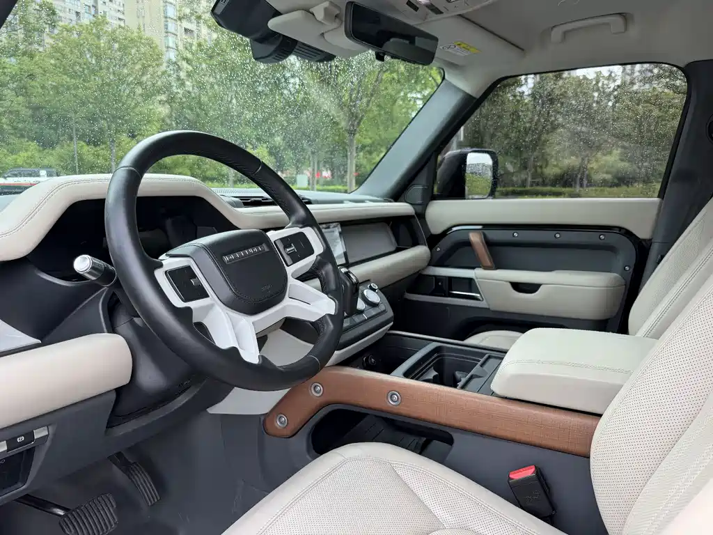 Land Rover Defender — фото 4