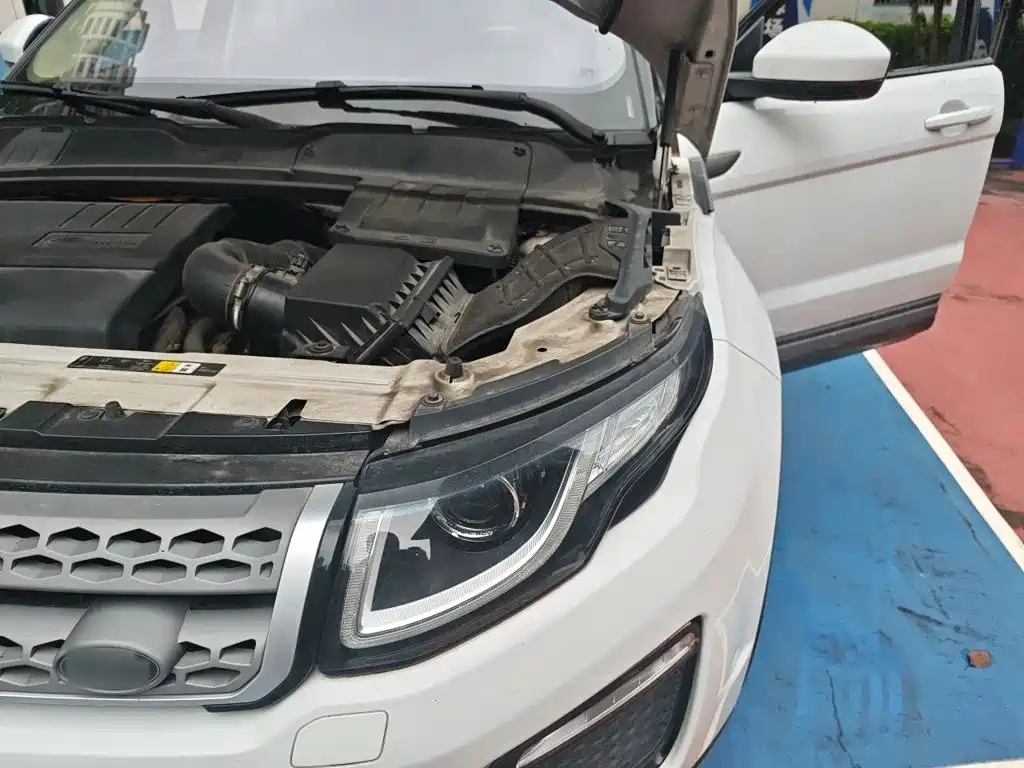 Land Rover Evoque — фото 22