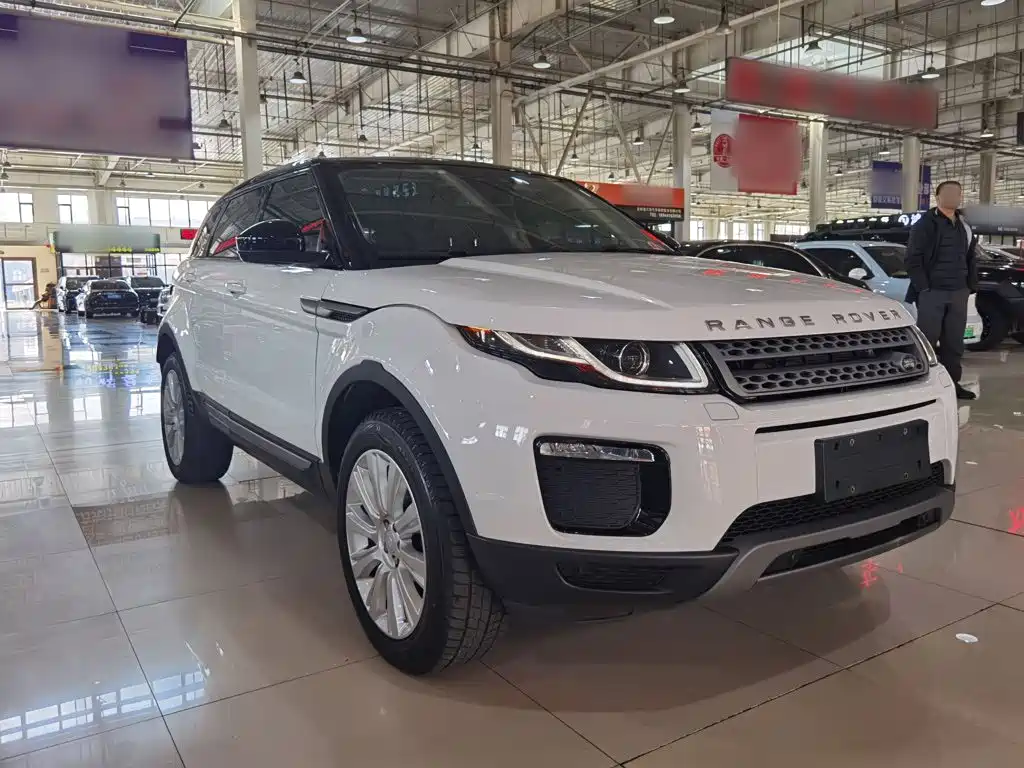 Land Rover Evoque — фото 23