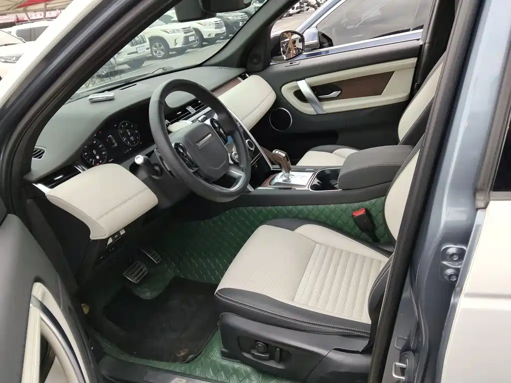 Land Rover Discovery Sport — фото 11