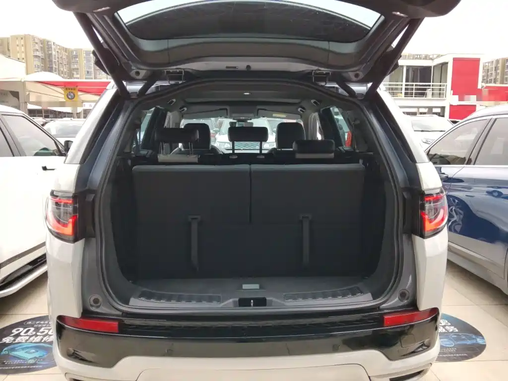Land Rover Discovery Sport — фото 15