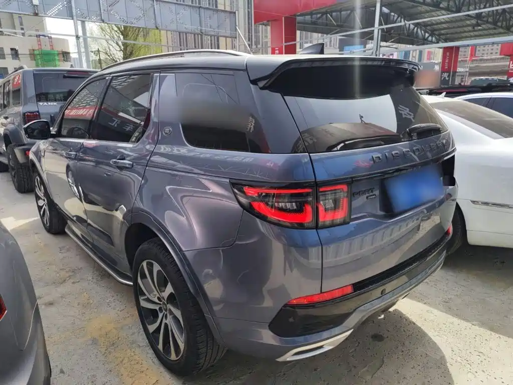 Land Rover Discovery Sport — фото 23