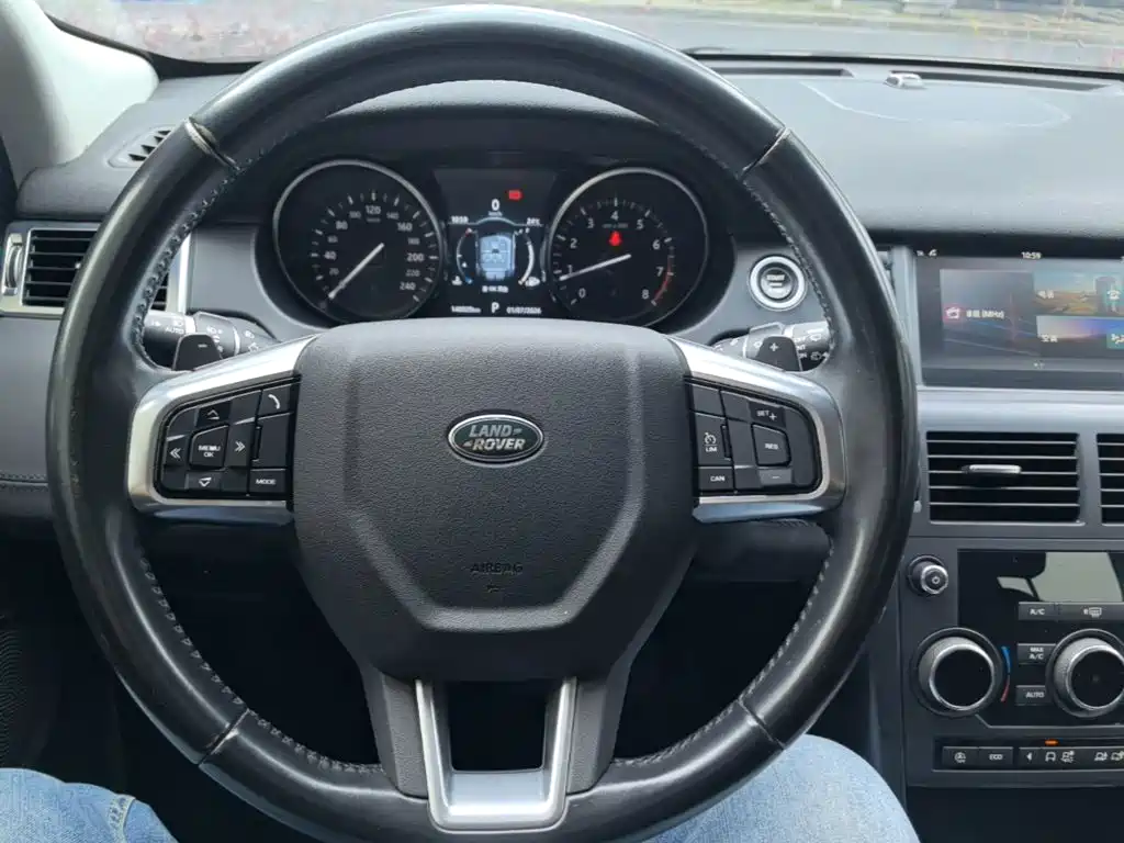 Land Rover Discovery Sport — фото 11