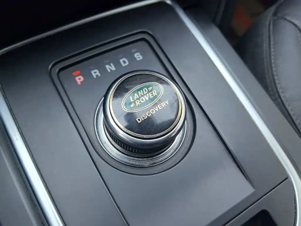 Land Rover Discovery Sport — фото 14