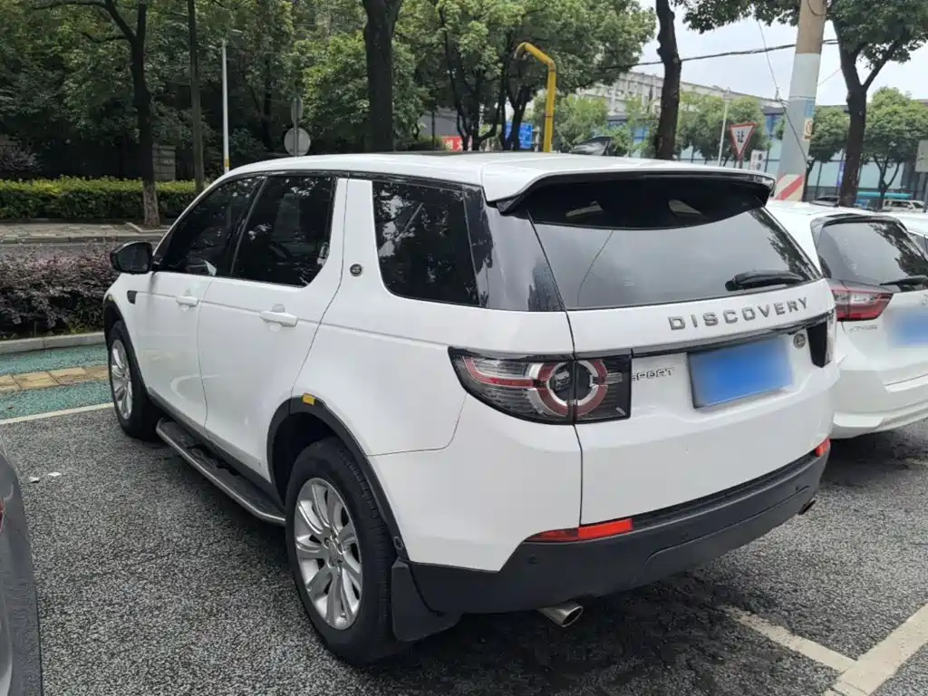 Land Rover Discovery Sport — фото 5