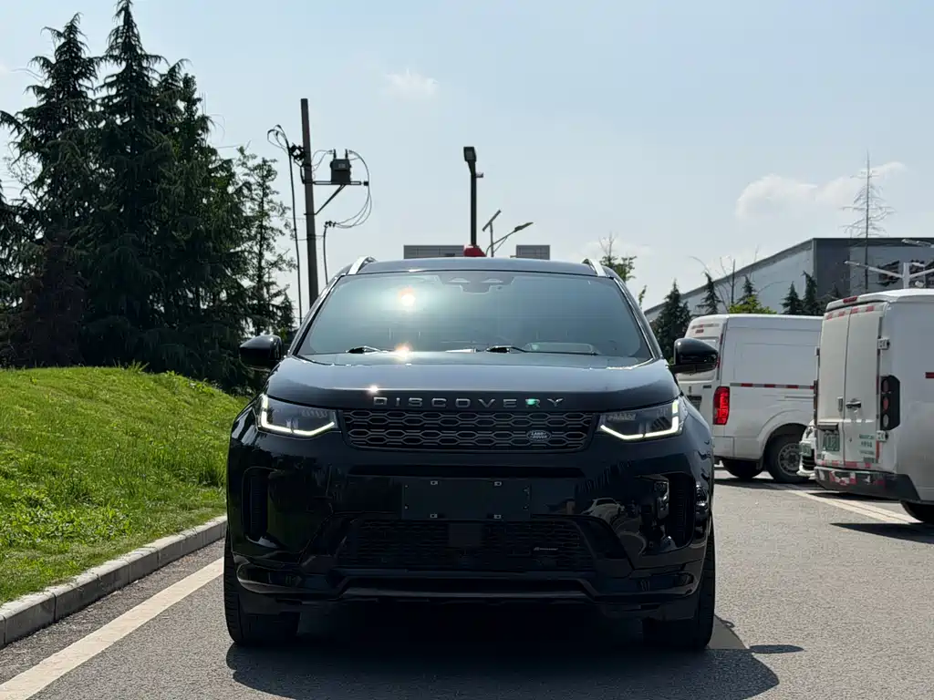 Land Rover Discovery Sport — фото 2