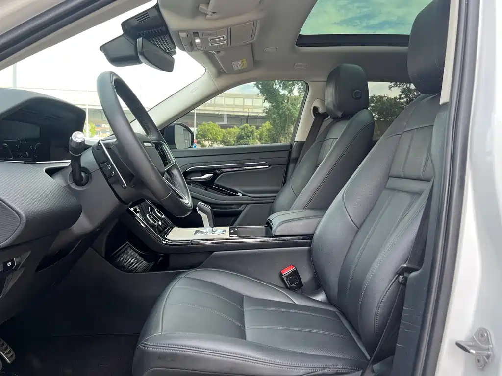 Land Rover Evoque — фото 13