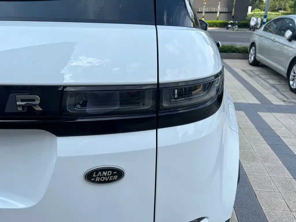 Land Rover Evoque — фото 18