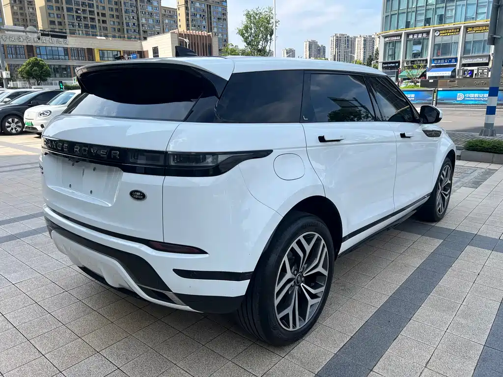 Land Rover Evoque — фото 19