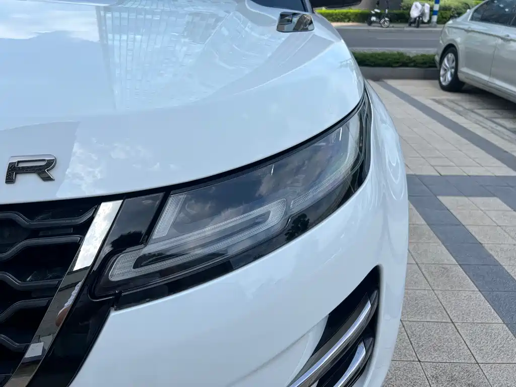 Land Rover Evoque — фото 4