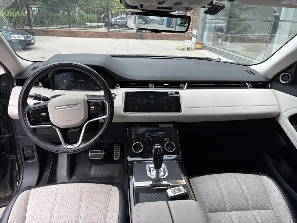 Land Rover Evoque — фото 4