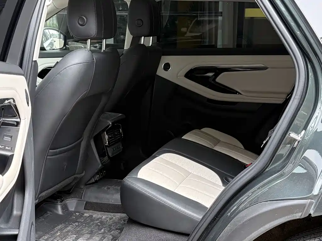 Land Rover Evoque — фото 6