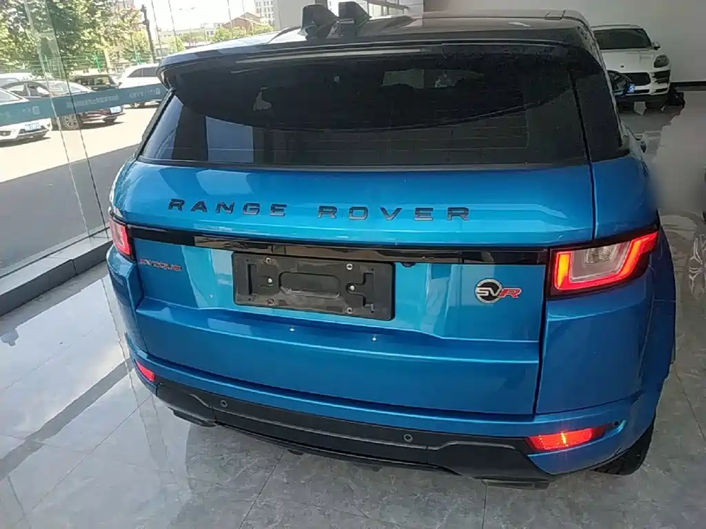 Land Rover Evoque — фото 6