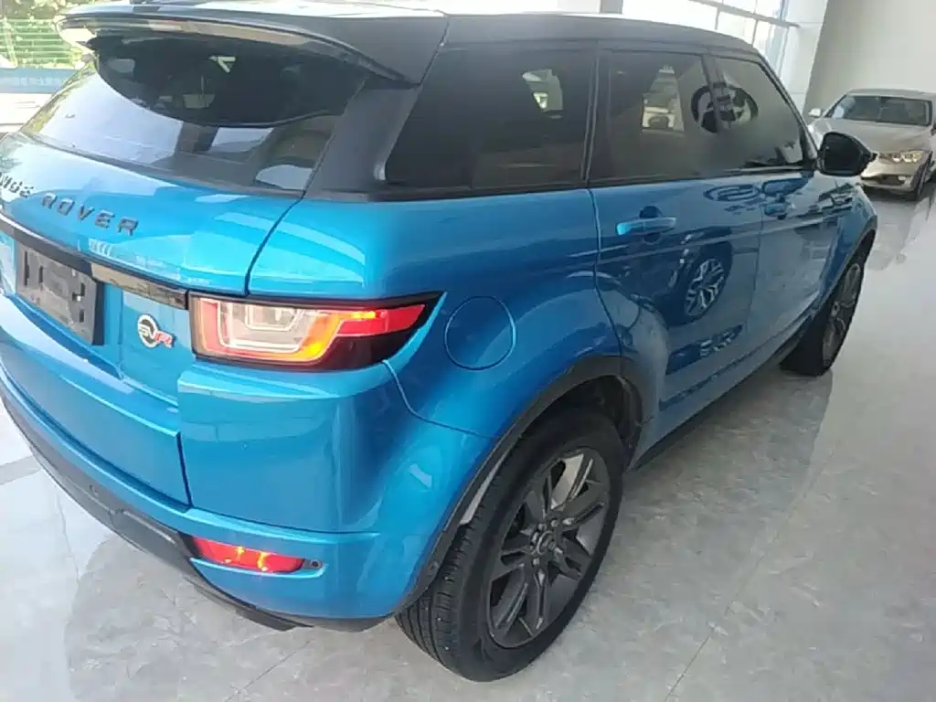 Land Rover Evoque — фото 7