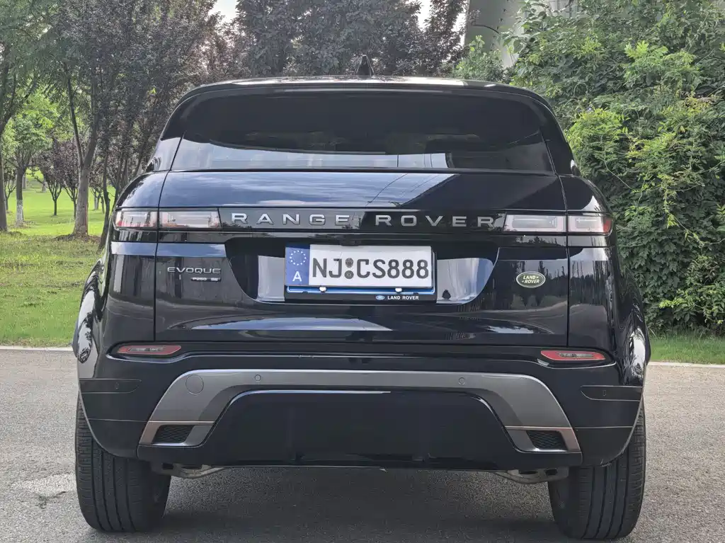 Land Rover Evoque — фото 17