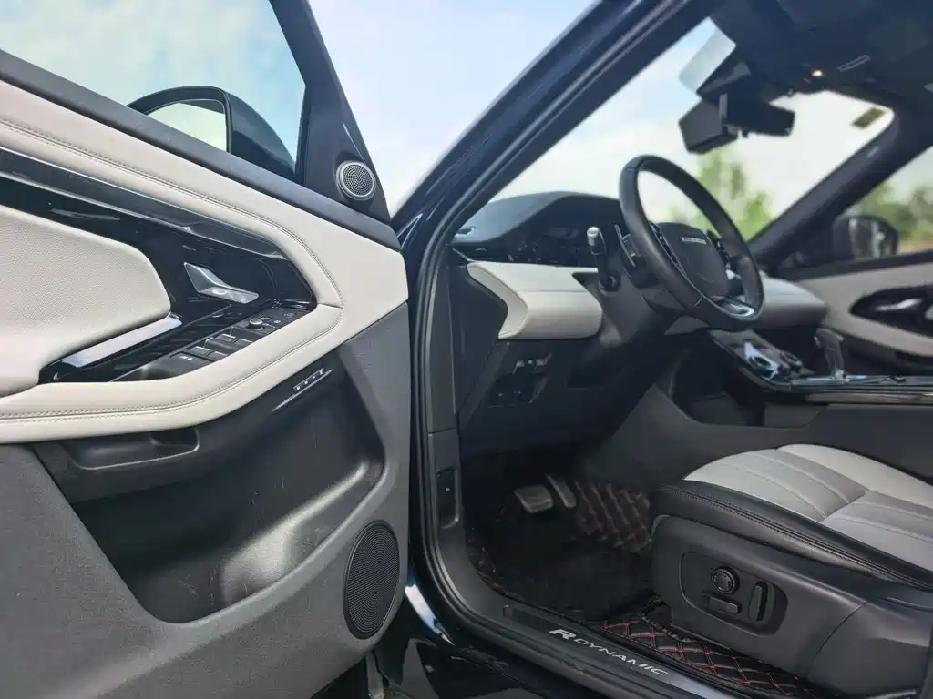 Land Rover Evoque — фото 3