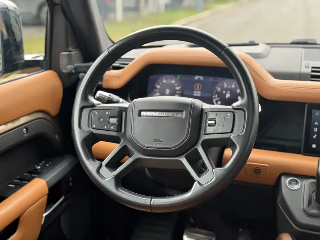 Land Rover Defender — фото 21