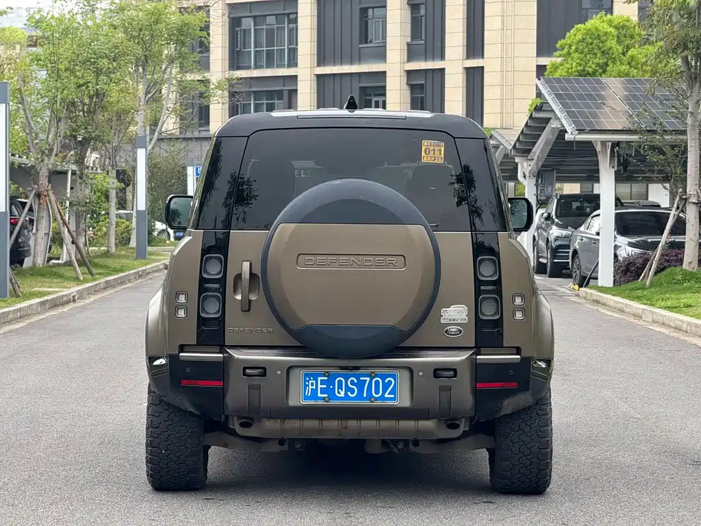 Land Rover Defender — фото 5