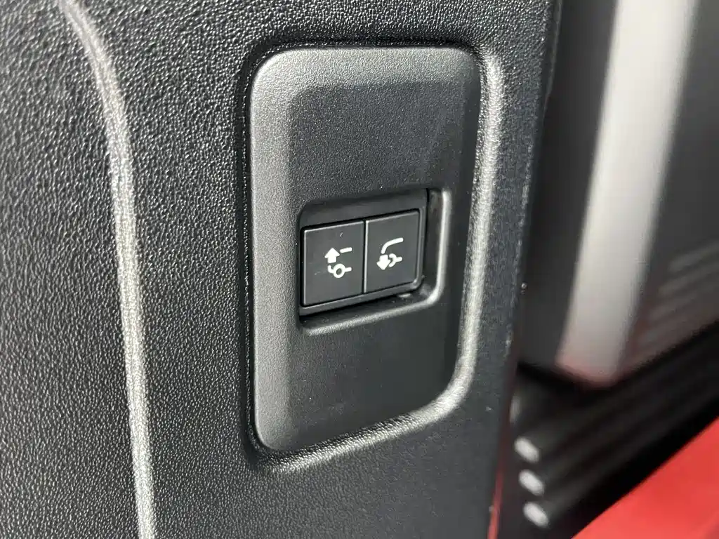 Land Rover Defender — фото 24
