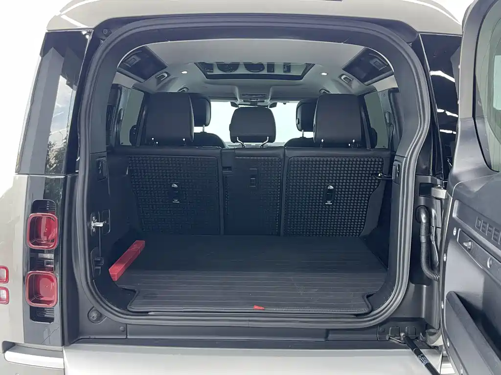 Land Rover Defender — фото 25