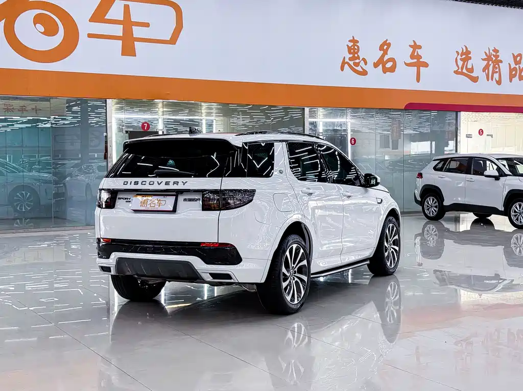 Land Rover Discovery Sport — фото 21
