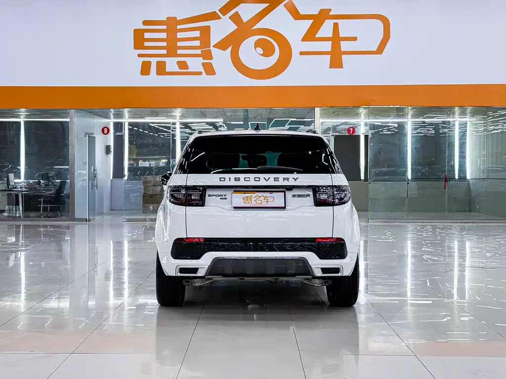 Land Rover Discovery Sport — фото 22