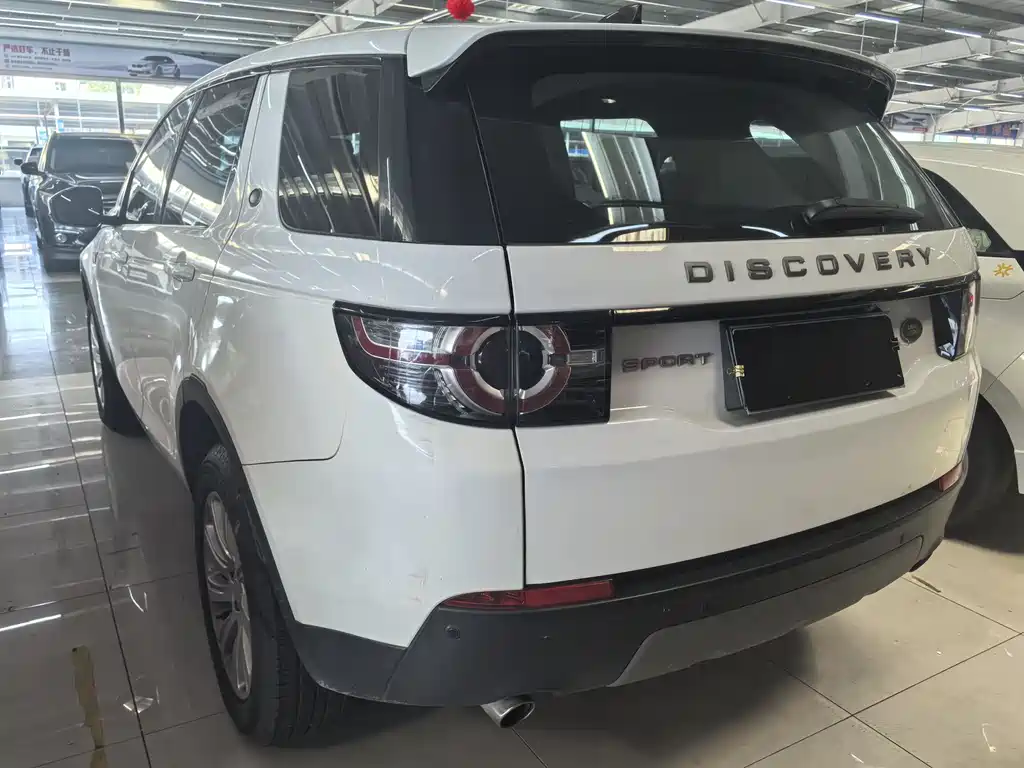 Land Rover Discovery Sport — фото 10
