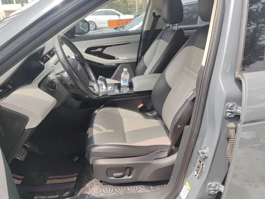 Land Rover Evoque — фото 11