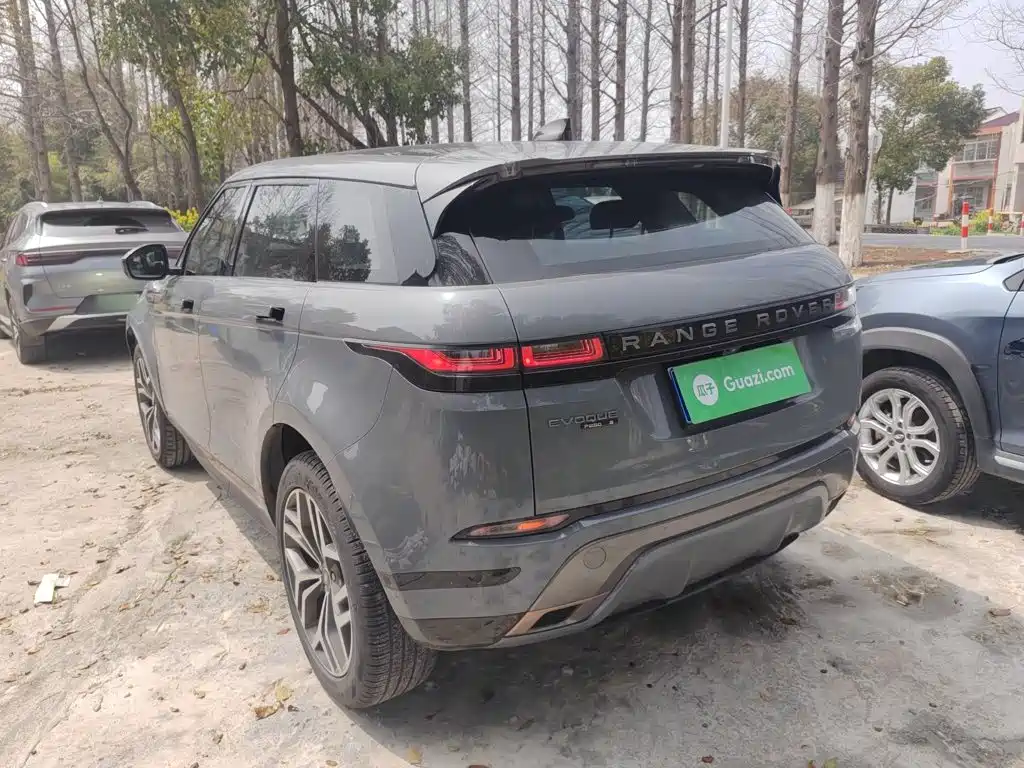 Land Rover Evoque — фото 23