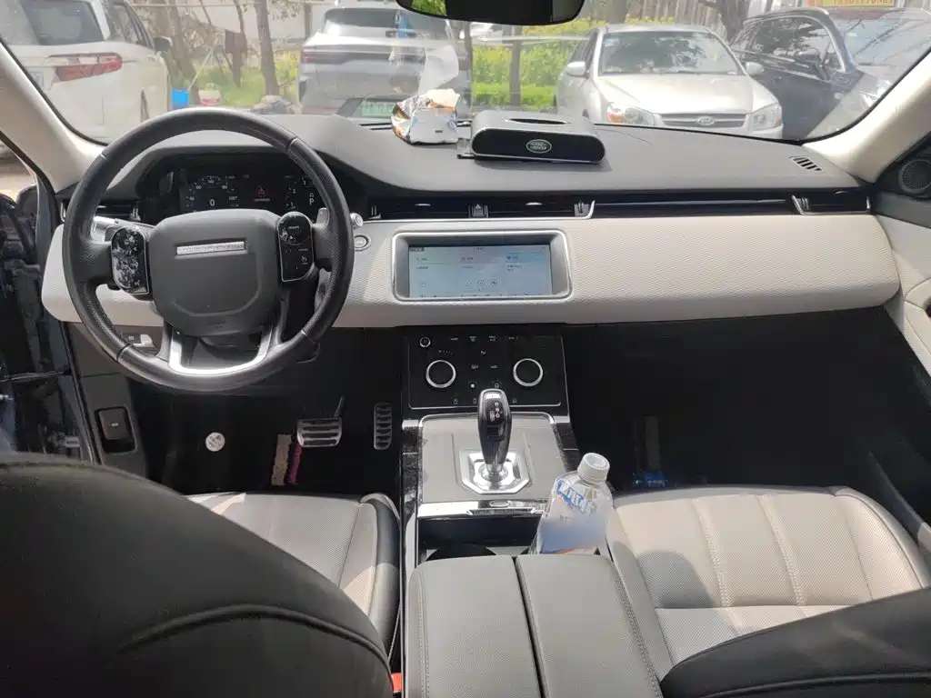 Land Rover Evoque — фото 6