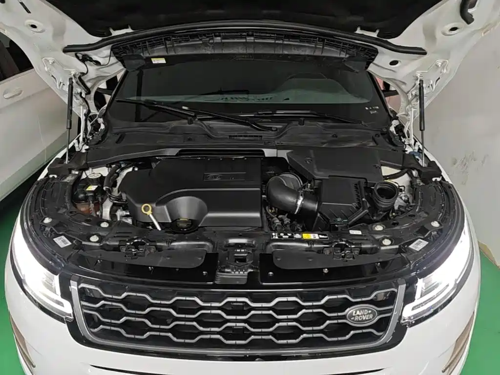 Land Rover Evoque — фото 20