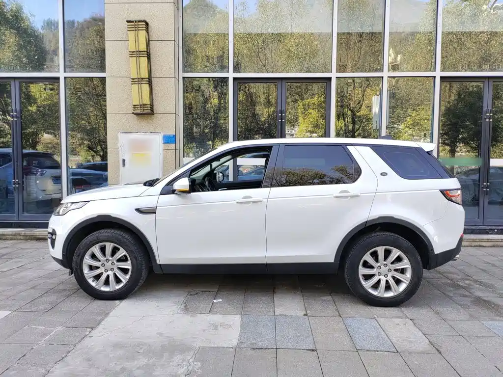 Land Rover Discovery Sport — фото 4