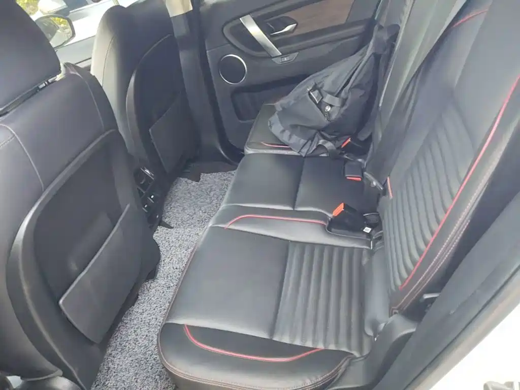 Land Rover Discovery Sport — фото 17