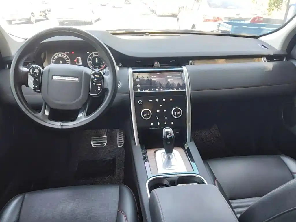 Land Rover Discovery Sport — фото 10