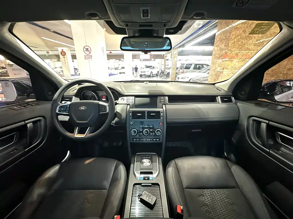 Land Rover Discovery Sport — фото 14