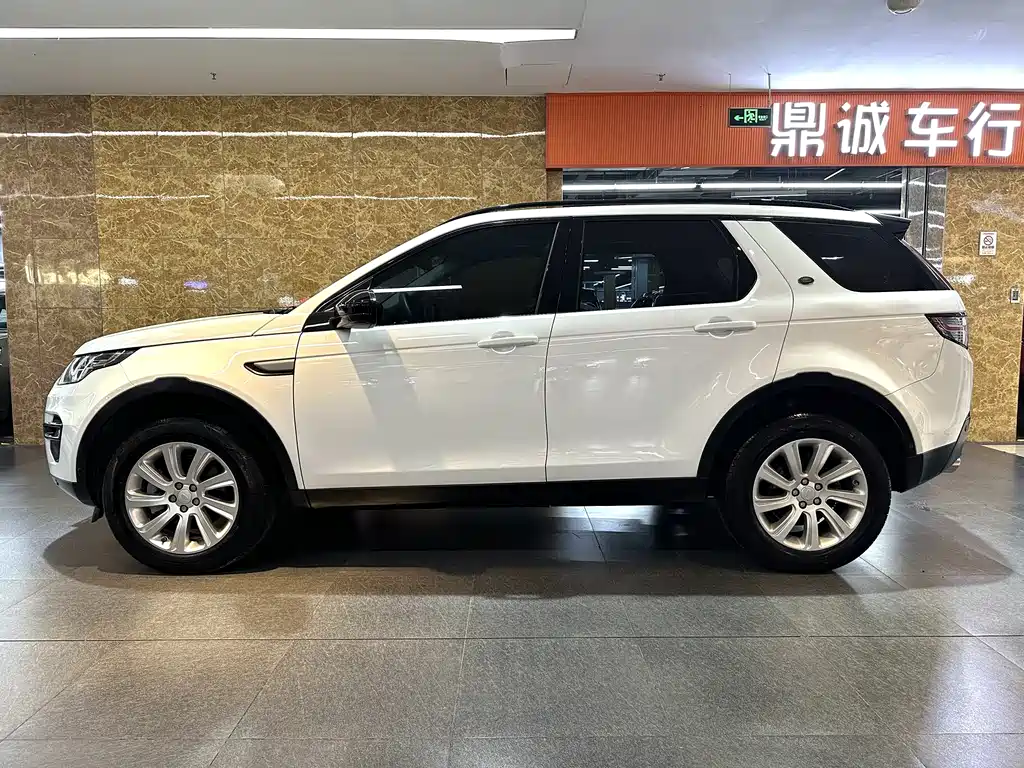 Land Rover Discovery Sport — фото 4