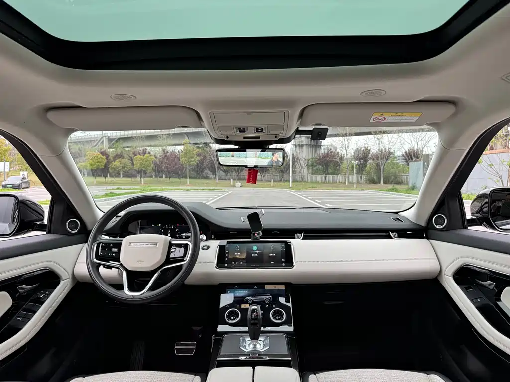 Land Rover Evoque — фото 9